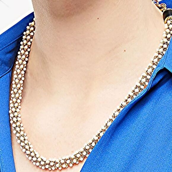 ANN TAYLOR PEARLIZED WRAPl HOOK CLOSURE NECKLACE 16"+2" NWOT - Picture 3 of 5